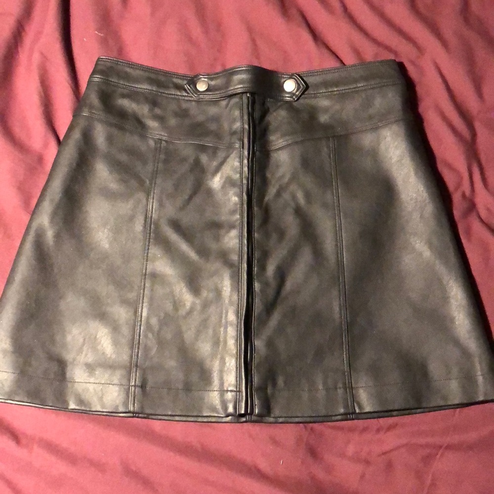 Leather skirt